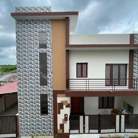 Doctor'S Homestay Tiruvannamalai Exterior photo