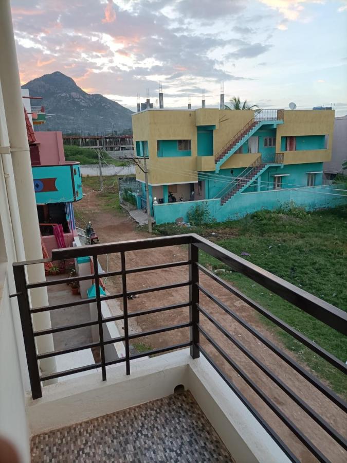 Doctor'S Homestay Tiruvannamalai Exterior photo